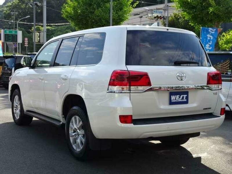 LAND CRUISER-19