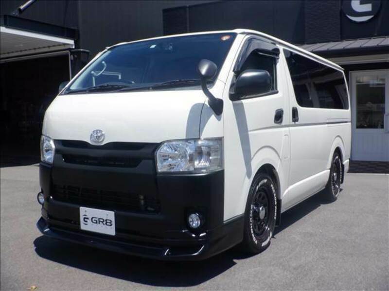 HIACE VAN-11