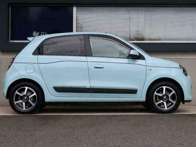 TWINGO