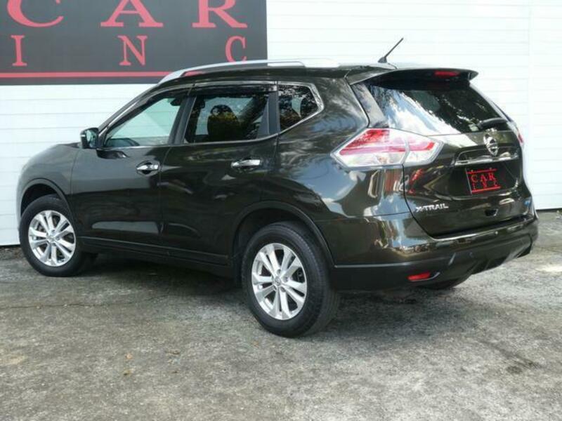X-TRAIL-17