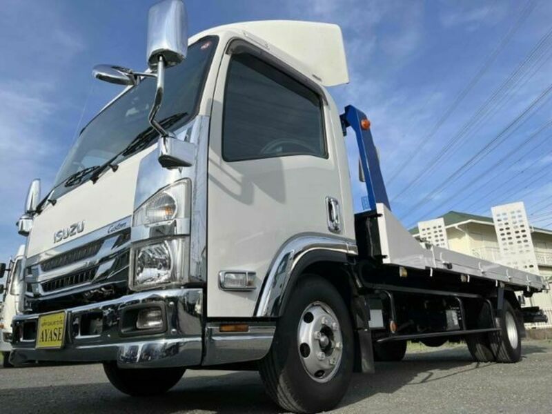 ISUZU　ELF