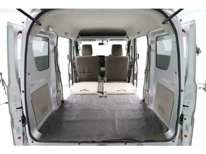 MINICAB VAN