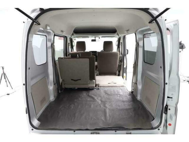 MINICAB VAN