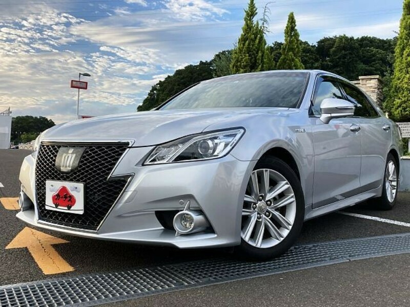 Used 2014 TOYOTA CROWN AWS210 | SBI Motor Japan