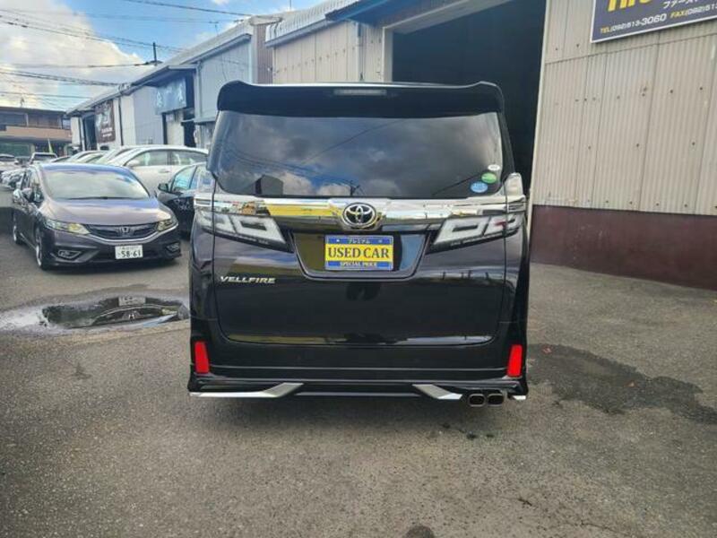 VELLFIRE-5