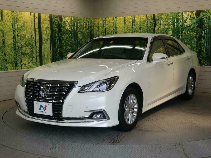 Used 2017 TOYOTA CROWN GRS210 | SBI Motor Japan