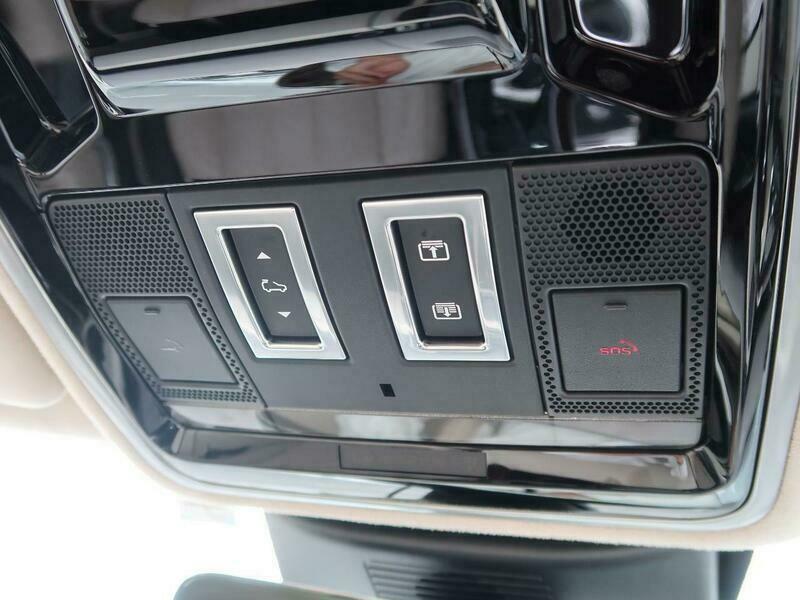 RANGE ROVER