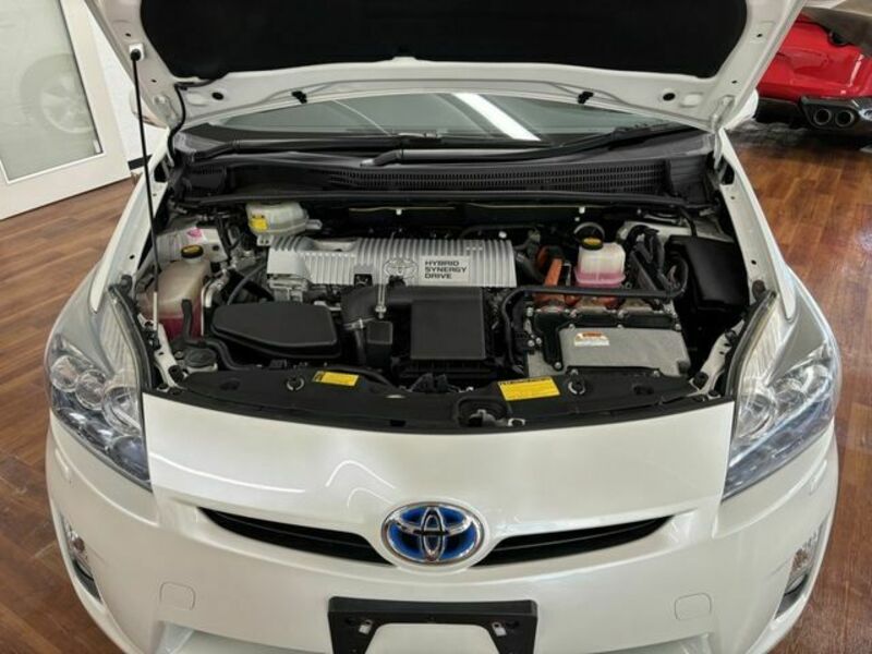 PRIUS-24