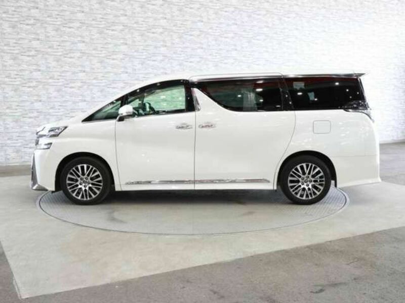 VELLFIRE-10