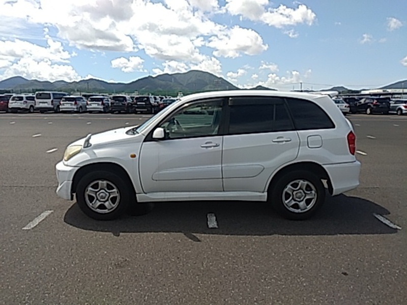 RAV4