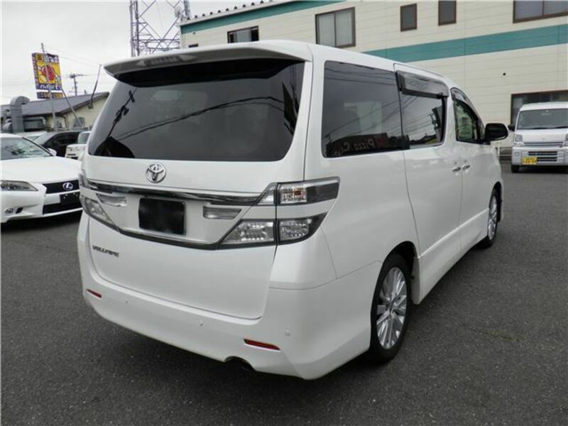 VELLFIRE-3