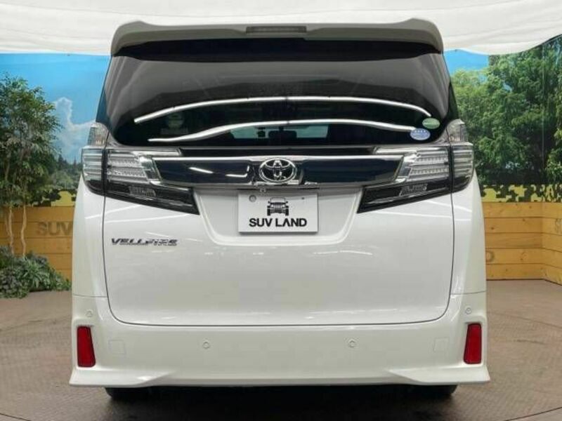 VELLFIRE-15