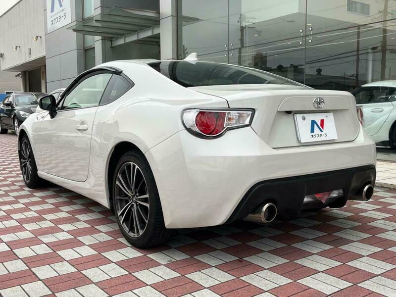 86