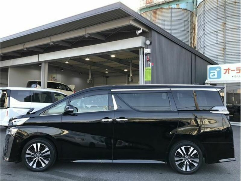 VELLFIRE-7