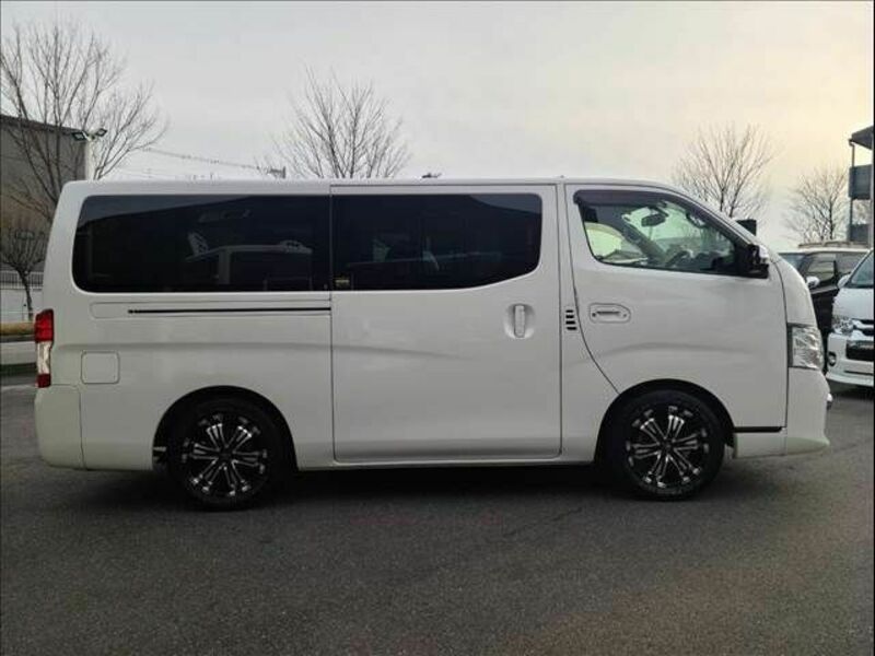NV350 CARAVAN