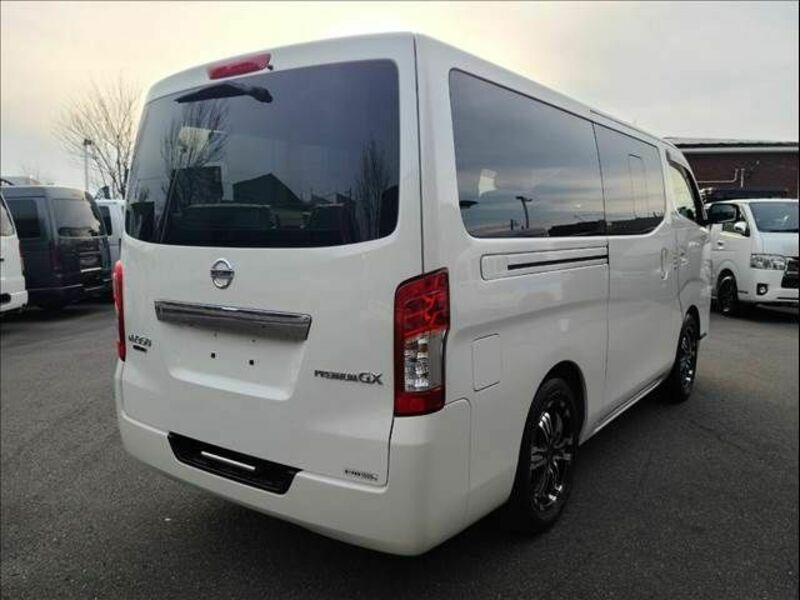 NV350 CARAVAN