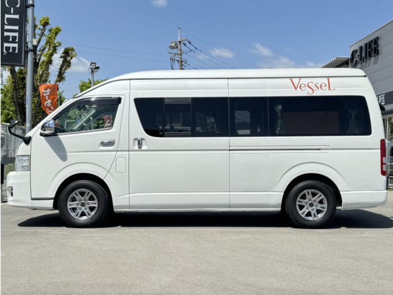 HIACE VAN-11