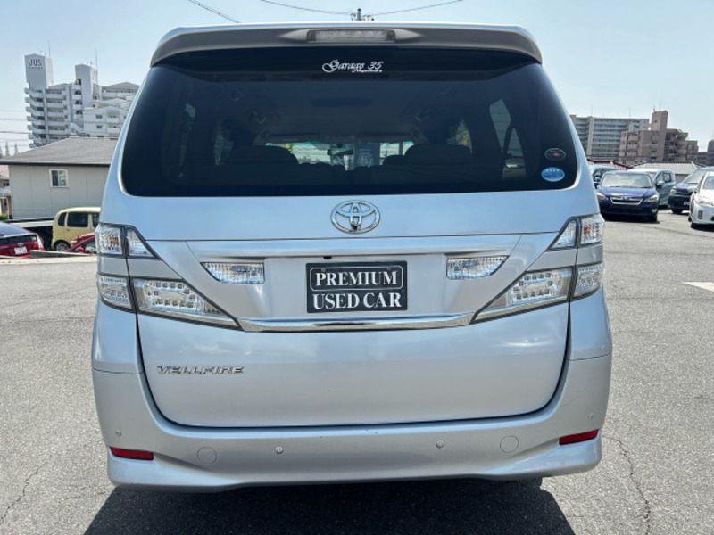 VELLFIRE-4