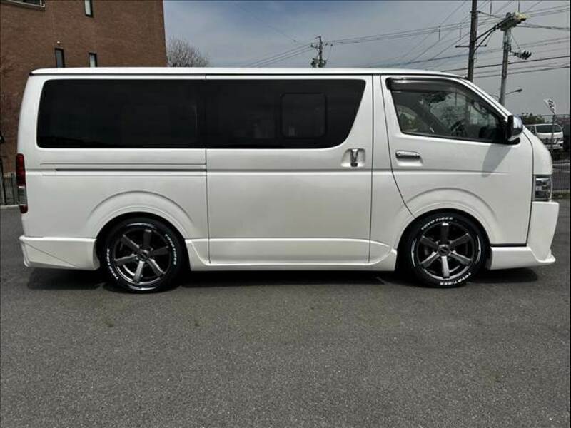 HIACE VAN-12