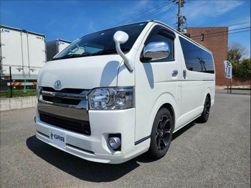 HIACE VAN-11