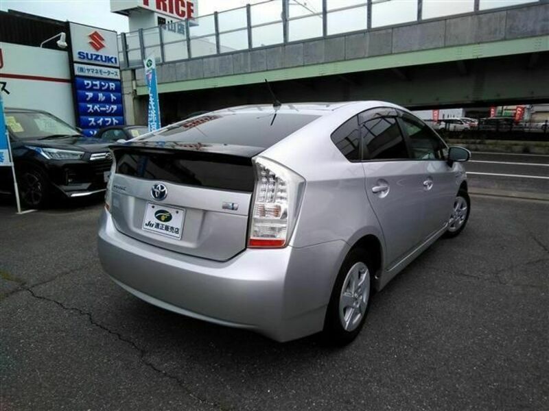 PRIUS-2