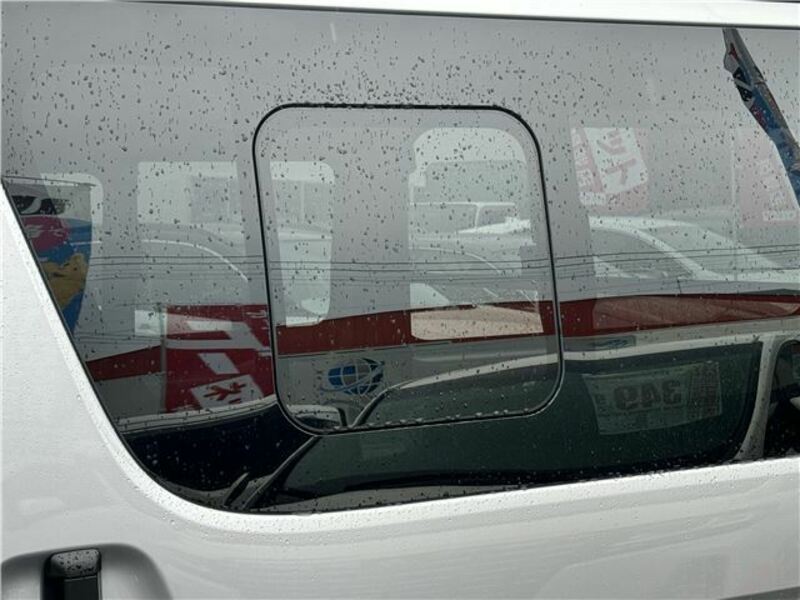 HIACE VAN-9