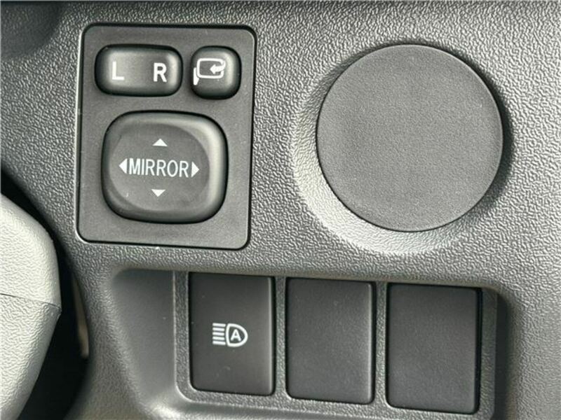 HIACE VAN-14