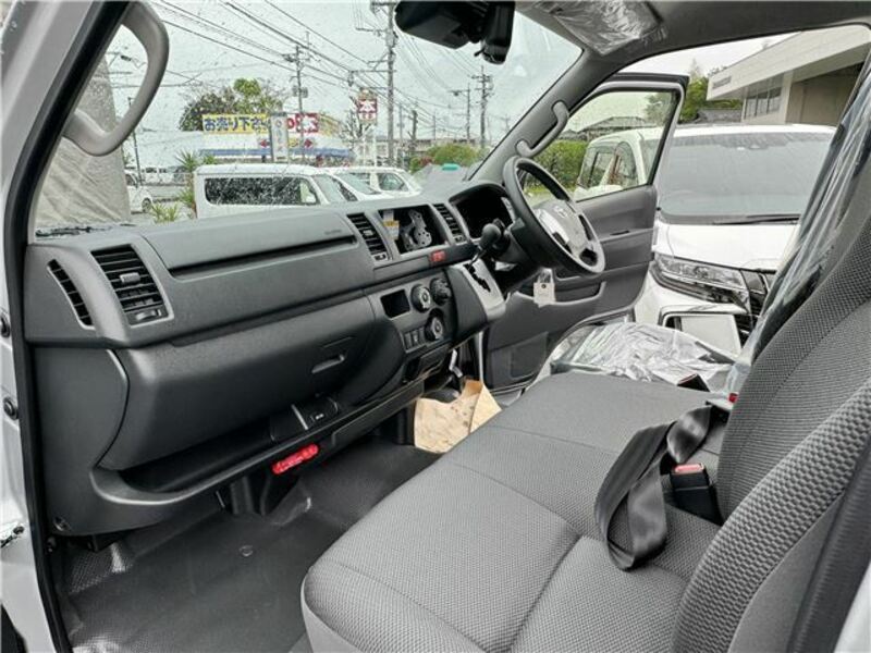 HIACE VAN-22