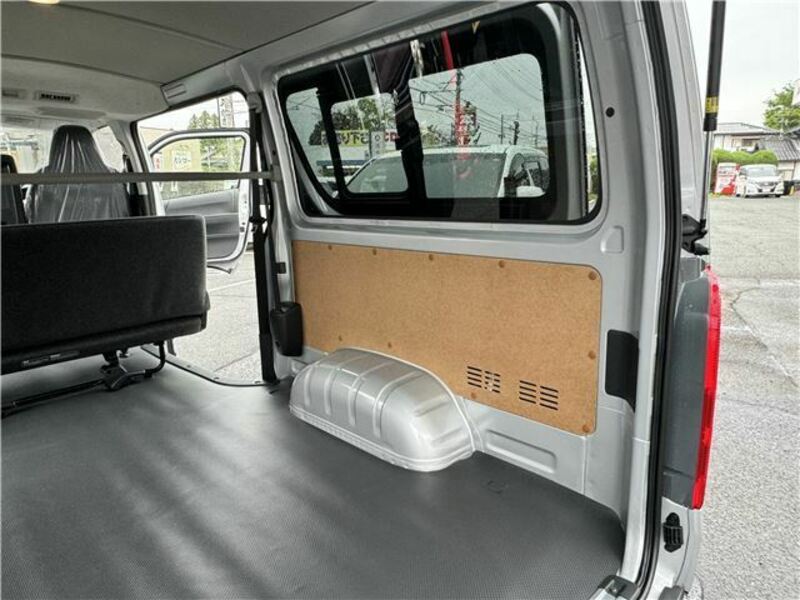 HIACE VAN-31