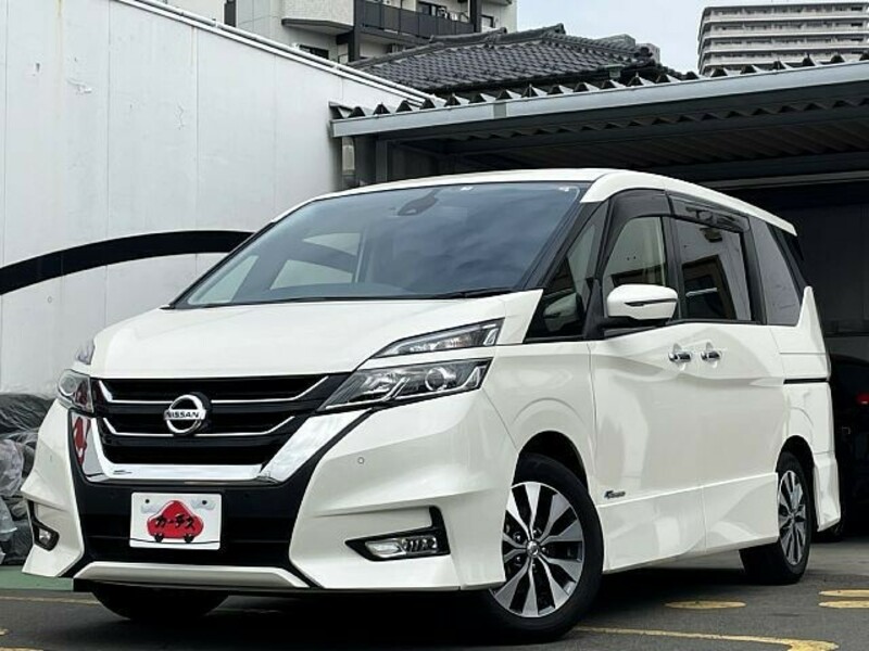 NISSAN　SERENA