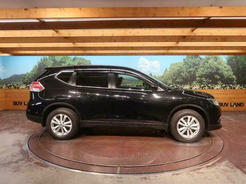 X-TRAIL