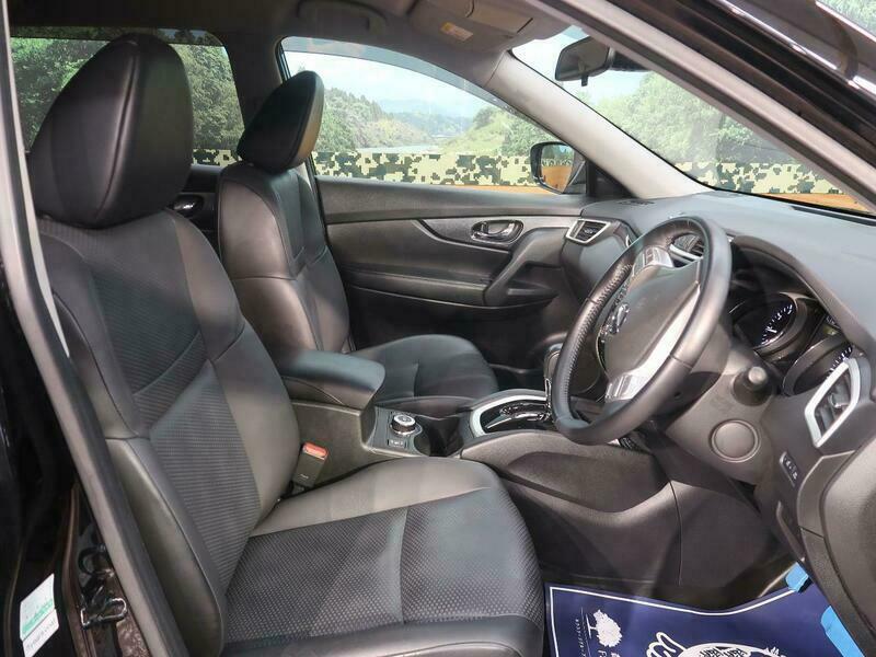X-TRAIL