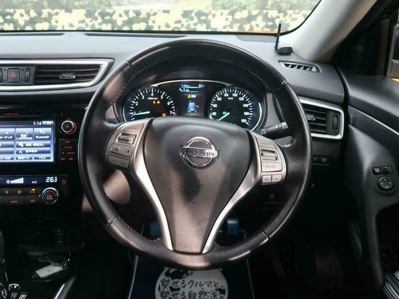 X-TRAIL