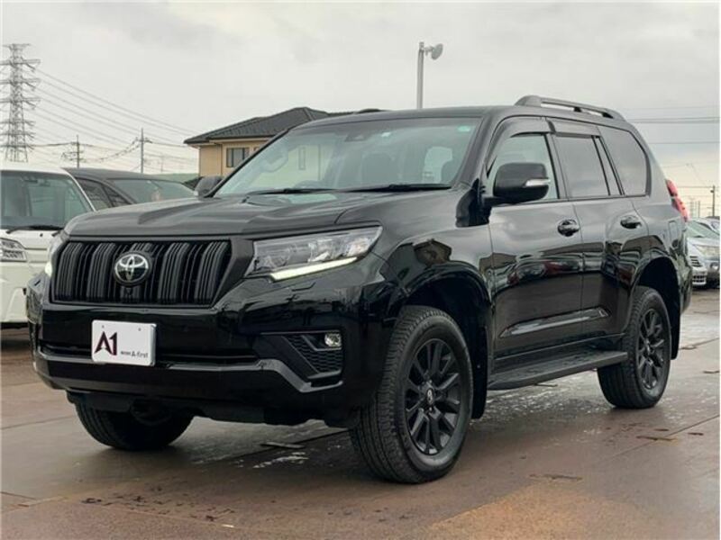 TOYOTA　LAND CRUISER PRADO