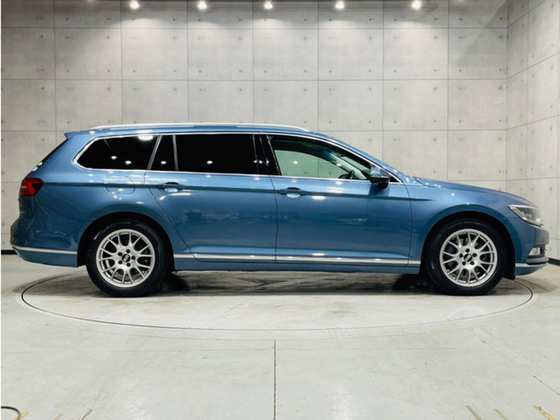 PASSAT VARIANT