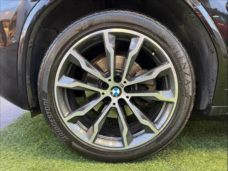 X4