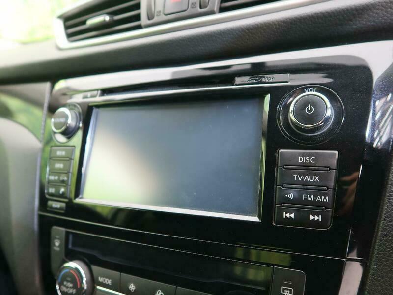 X-TRAIL