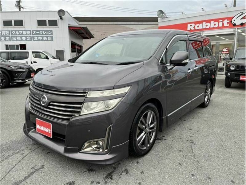 NISSAN　ELGRAND