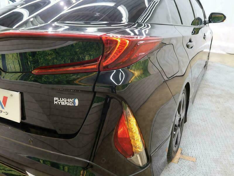 PRIUS PHV