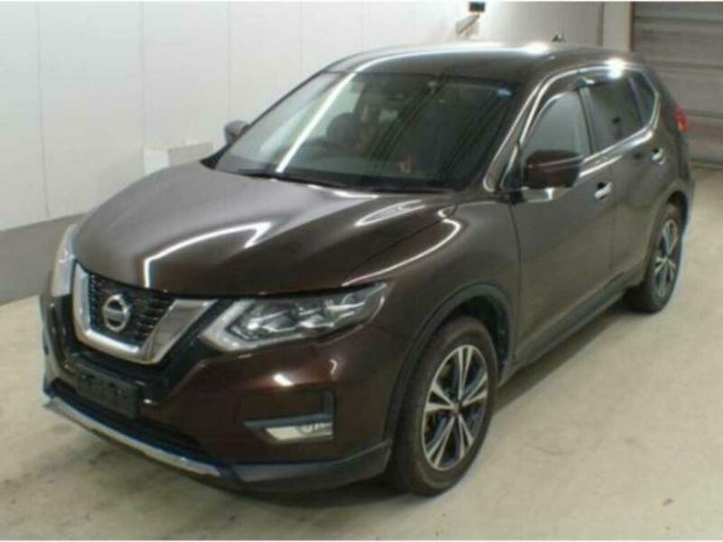 NISSAN　X-TRAIL