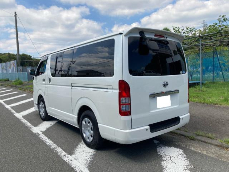 HIACE VAN-6