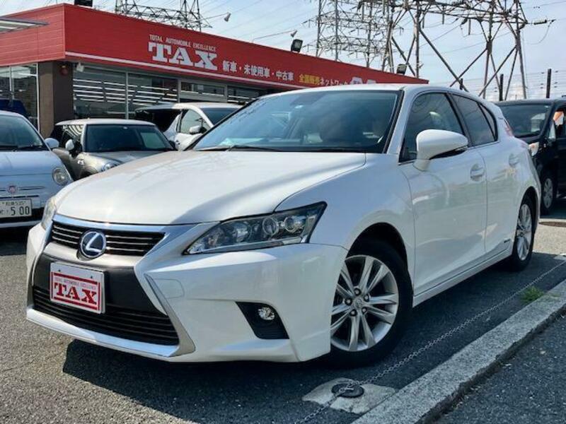 Used 14 Lexus Ct Zwa10 Sbi Motor Japan