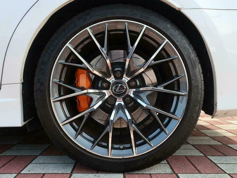 GS F
