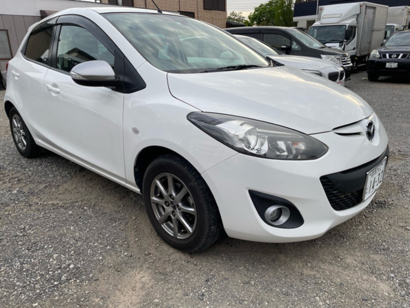 MAZDA　DEMIO