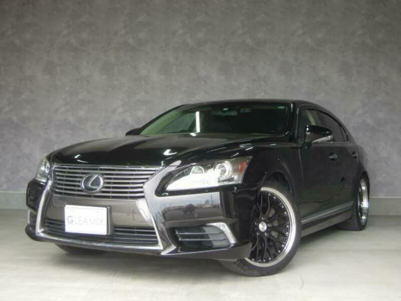 LEXUS　LS