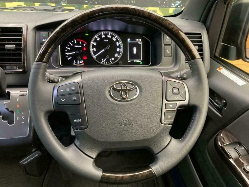 HIACE VAN
