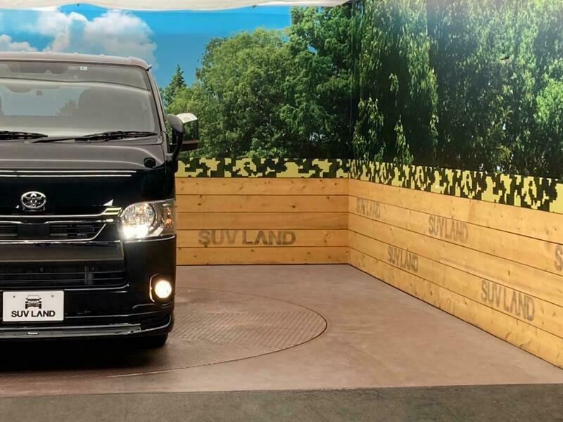 HIACE VAN