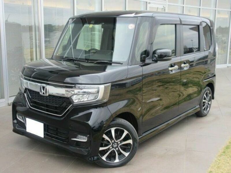 HONDA　N BOX CUSTOM