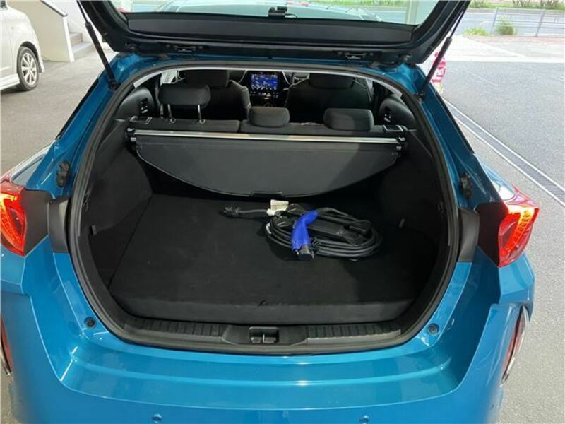 PRIUS PHV