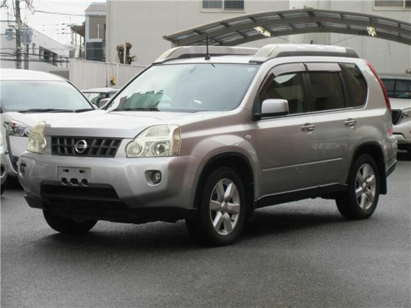 NISSAN　X-TRAIL